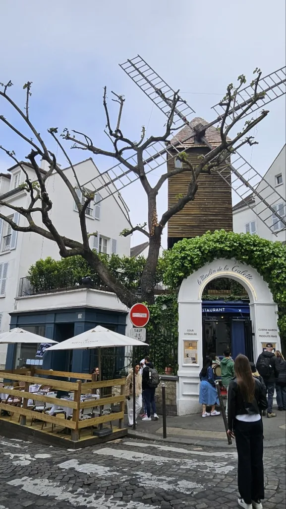 Paris Walking Tour, Moulin de la Galette